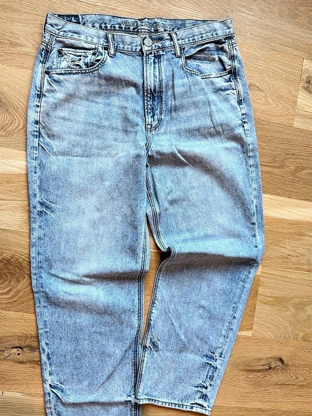American Eagle Cropped Jeans in Blue Waist 12
